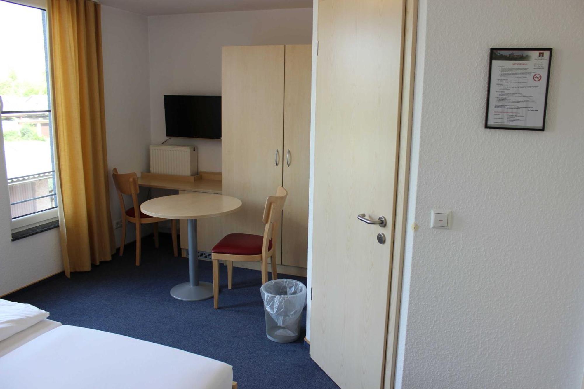 Gaestehaus Zum Wolffenturm Lehrensteinsfeld Szoba fotó