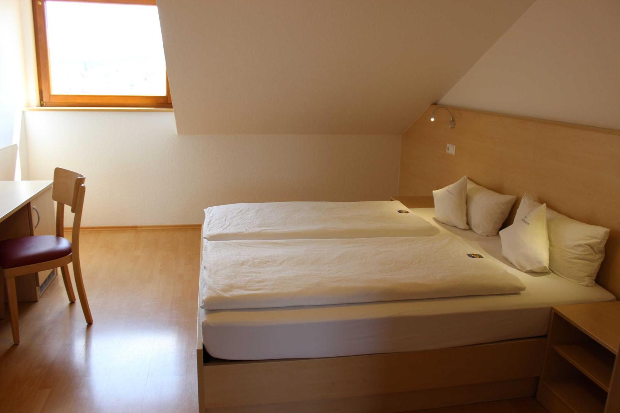 Gaestehaus Zum Wolffenturm Lehrensteinsfeld Szoba fotó
